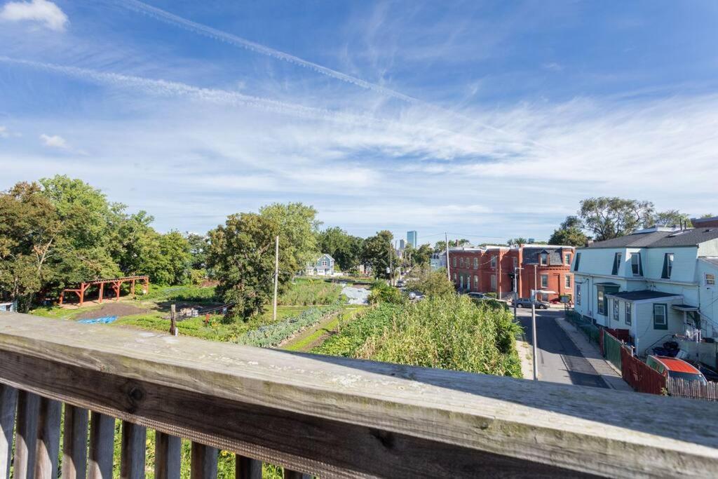 New! Boston Condo Near Mbta, 3Mi To Fenway ! Bagian luar foto